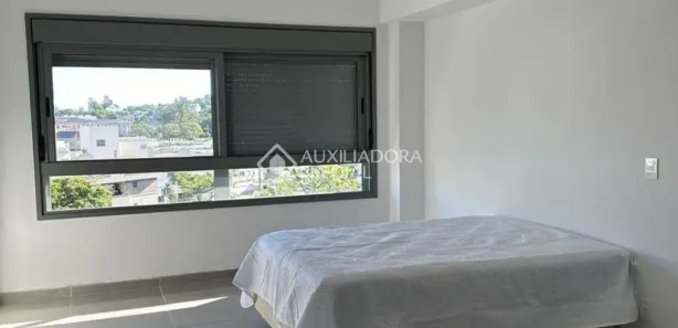 Flat com 1 Quarto à venda, 33m² no Teresópolis, Porto Alegre