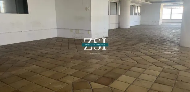 Sala Comercial à venda, 500m² no Santo Antônio, Recife