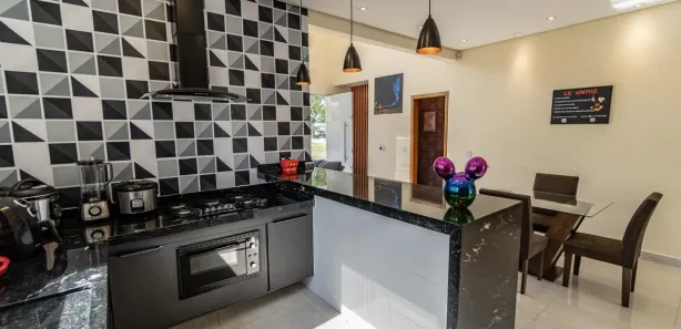 Casa de Condomínio com 3 Quartos para alugar, 170m² no Ninho Verde II, Pardinho