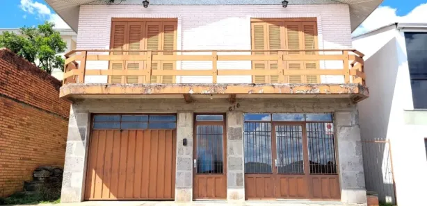 Casa com 3 Quartos à venda, 190m² no Cruzeiro, Caxias do Sul