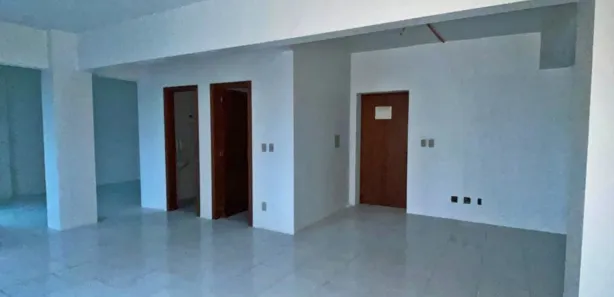 Ponto Comercial para alugar, 74m² no São Pelegrino, Caxias do Sul