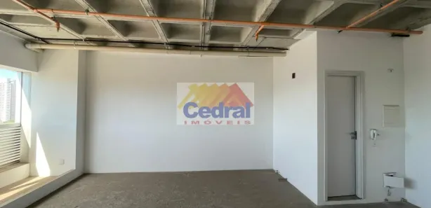 Sala Comercial à venda, 37m² no Vila Mogilar, Mogi das Cruzes