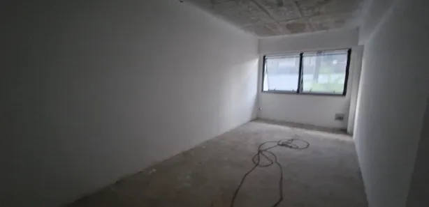 Sala Comercial para venda ou aluguel, 28m² no Freguesia (Jacarepaguá), Rio de Janeiro
