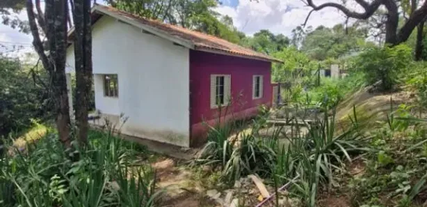 Fazenda/Sítio com 3 Quartos à venda, 673m² no Chácara dos Junqueiras, Carapicuíba