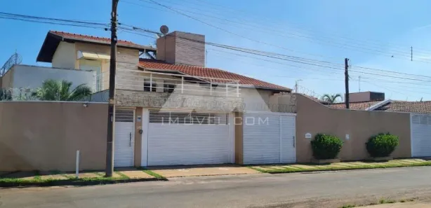 Casa com 3 Quartos à venda, 264m² no Vila Santo Antônio, Rio Claro