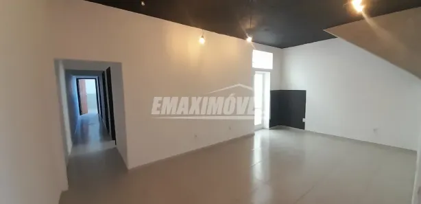 Casa com 2 Quartos para alugar, 210m² no Vila Hortência, Sorocaba