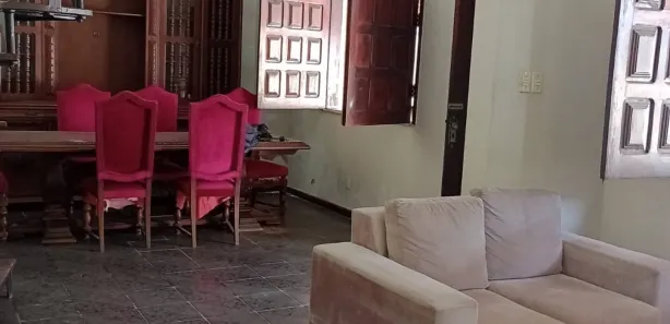Casa com 4 Quartos à venda, 216m² no Gleba A, Camaçari