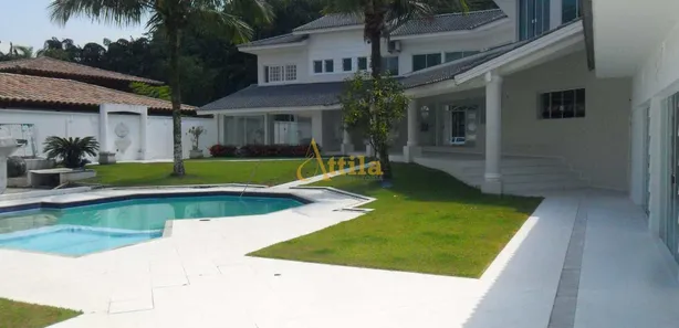 Sobrado com 5 Quartos à venda, 1100m² no Guararú, Guarujá