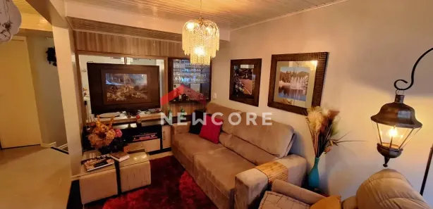 Casa de Condomínio com 2 Quartos à venda, 75m² no Planalto, Gramado