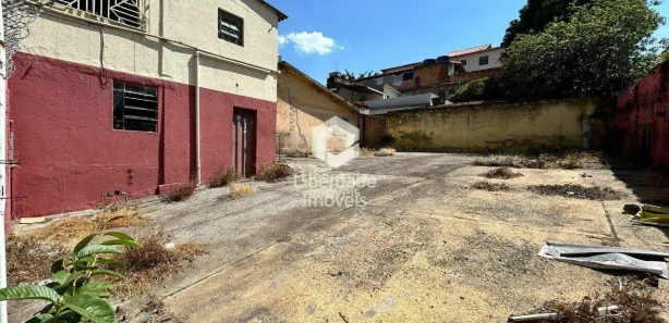 Lote/Terreno para alugar, 300m² no Caiçara-Adelaide, Belo Horizonte