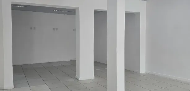 Galpão/Depósito/Armazém para alugar, 130m² no Paripe, Salvador