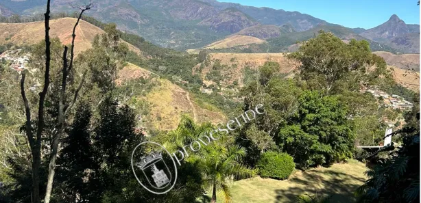 Fazenda/Sítio com 5 Quartos à venda, 800m² no Itaipava, Petrópolis