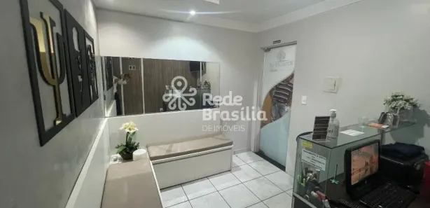 Sala Comercial à venda, 34m² no Taguatinga Sul, Brasília