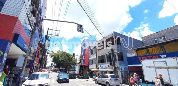 Sala Comercial para alugar, 400m² no Castelo Branco, Salvador