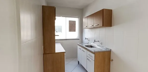 Apartamento com 2 Quartos para alugar, 50m² no Jardim Amélia, Pinhais