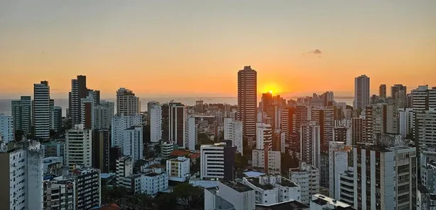Apartamento com 4 Quartos para venda ou aluguel, 168m² no Jardim Apipema, Salvador
