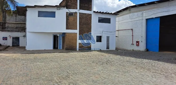 Galpão/Depósito/Armazém para alugar, 4000m² no Águas Claras, Salvador