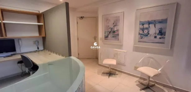 Sala Comercial à venda, 100m² no Vila Mathias, Santos