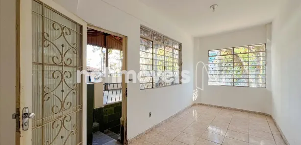 Ponto Comercial com 3 Quartos para alugar, 350m² no Santa Tereza, Belo Horizonte