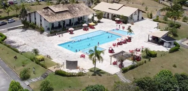 Lote/Terreno à venda, 890m² no Centro, Simões Filho