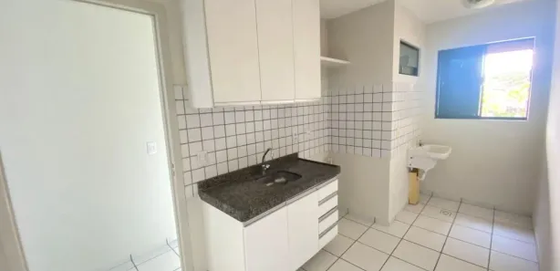 Apartamento com 2 Quartos para alugar, 58m² no Candelária, Natal
