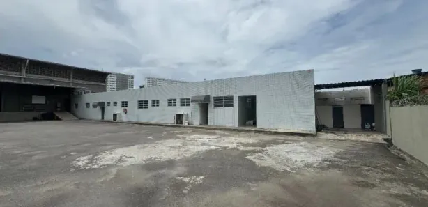 Galpão/Depósito/Armazém para alugar, 700m² no Fazenda Grande do Retiro, Salvador