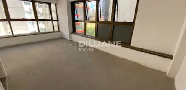 Sala Comercial à venda, 31m² no São Domingos, Niterói