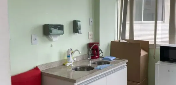 Sala Comercial à venda, 30m² no Centro, São Gonçalo