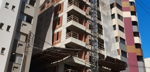 Flat com 1 Quarto à venda, 50m² no Zona 07, Maringá