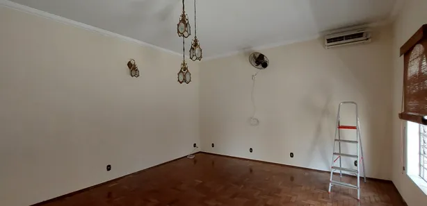 Casa com 4 Quartos à venda, 320m² no Vila Yamada, Araraquara