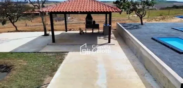 Fazenda/Sítio com 2 Quartos à venda, 150m² no Santos Dumont, Anápolis