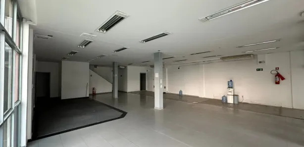 Ponto Comercial para alugar, 500m² no Chapada, Manaus
