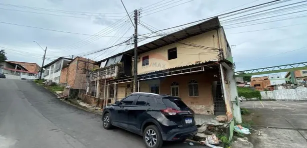 Casa com 6 Quartos à venda, 263m² no Adrianópolis, Manaus