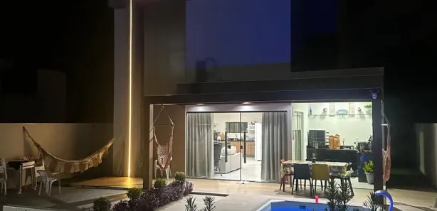 Casa de Condomínio com 4 Quartos para venda ou aluguel, 250m² no , Vera Cruz