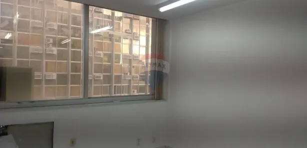 Sala Comercial para alugar, 41m² no Caminho das Árvores, Salvador