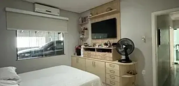 Sobrado com 4 Quartos à venda, 650m² no Parque 10 de Novembro, Manaus