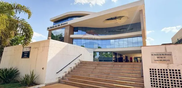 Sala Comercial à venda, 40m² no Zona Industrial, Brasília
