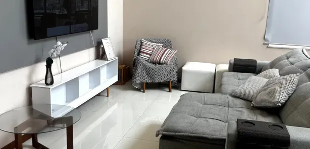Casa de Condomínio com 3 Quartos para alugar, 180m² no Ogiva, Cabo Frio