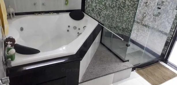 Casa de Condomínio com 3 Quartos para venda ou aluguel, 430m² no Freguesia (Jacarepaguá), Rio de Janeiro