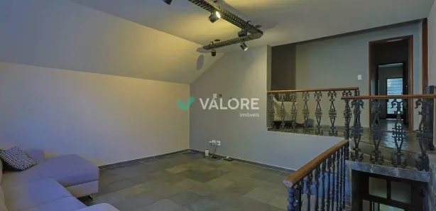 Casa com 6 Quartos para alugar, 387m² no Santo Antônio, Belo Horizonte