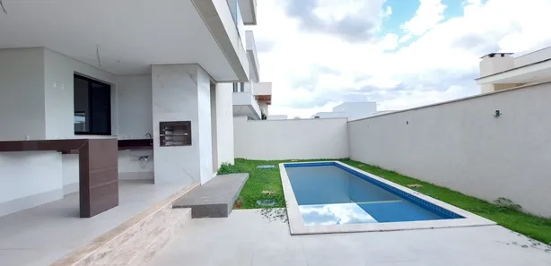 Casa de Condomínio com 4 Quartos à venda, 389m² no Jardins Valência, Goiânia