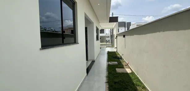 Casa de Condomínio com 3 Quartos para venda ou aluguel, 200m² no Ponta Negra, Manaus