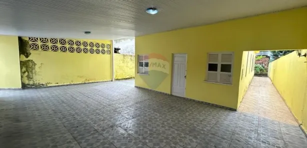 Casa com 4 Quartos à venda, 235m² no Novo Aleixo, Manaus