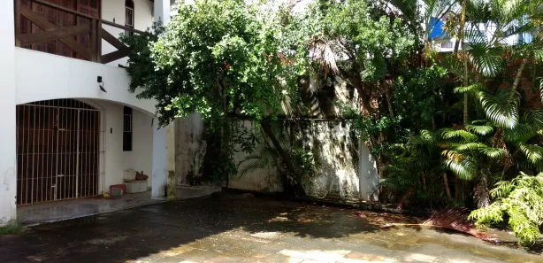 Casa com 7 Quartos à venda, 650m² no Pituba, Salvador