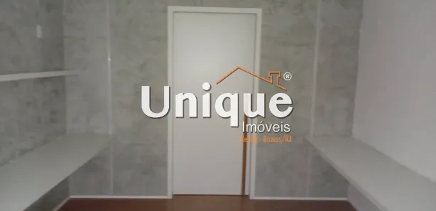 Sala Comercial para venda ou aluguel, 40m² no Centro, Cabo Frio