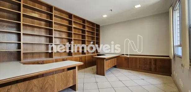 Sala Comercial à venda, 35m² no Lourdes, Belo Horizonte