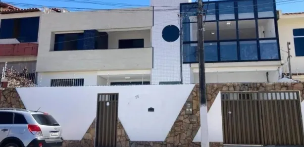 Casa com 6 Quartos para alugar, 195m² no Luzia, Aracaju