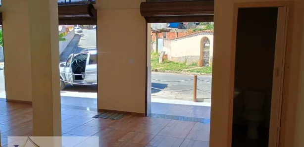 Ponto Comercial para alugar, 93m² no Mantiquira, Paty do Alferes