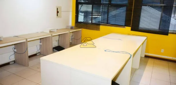 Casa com 5 Quartos para venda ou aluguel, 388m² no Laranjeiras, Rio de Janeiro