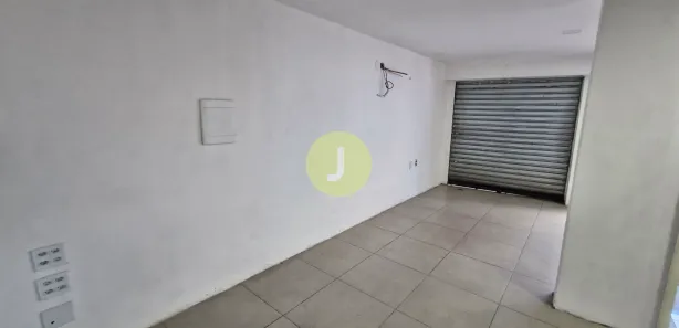 Ponto Comercial para alugar, 19m² no Campo Grande, Rio de Janeiro